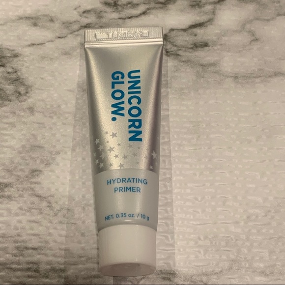 4/$20 Unicorn Glow Hydrating Primer - Picture 2 of 7